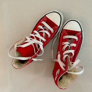 Red converse youth
